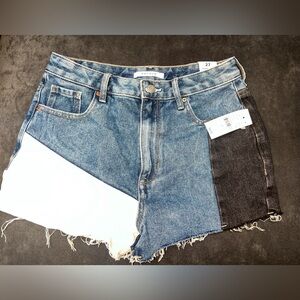 Pacsun Triwash Black and White medium rise denim shorts.